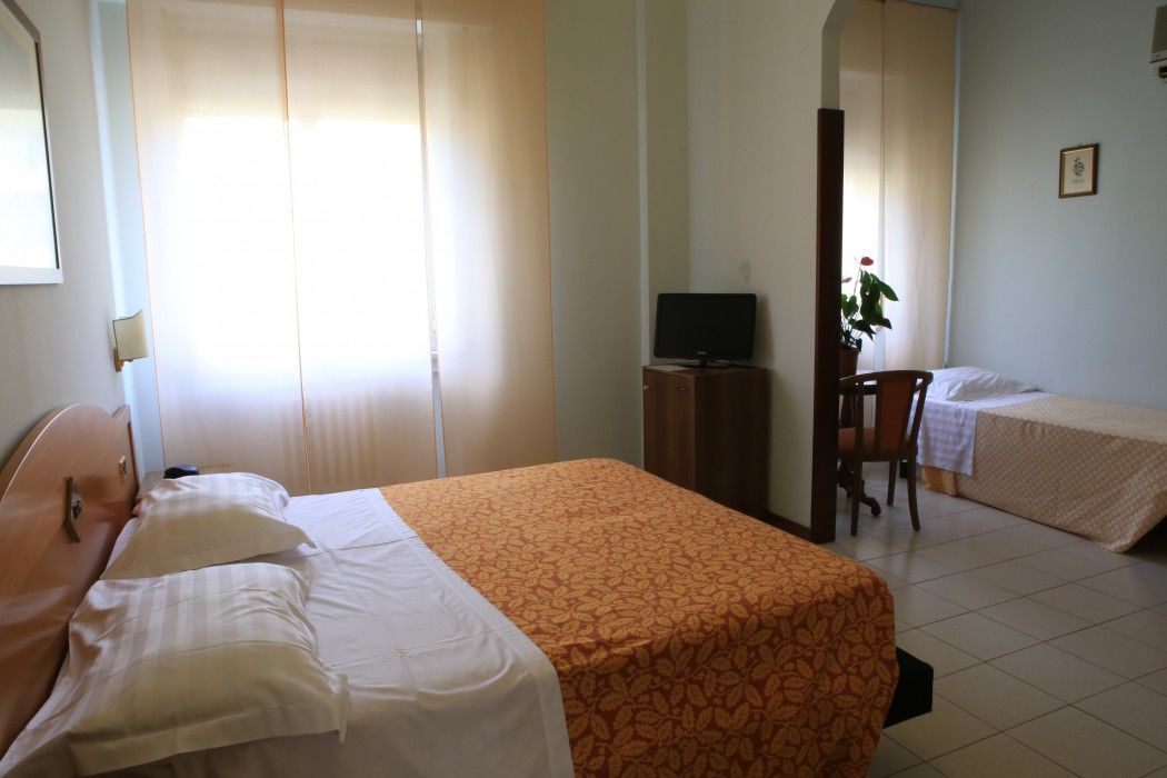 Hotel Calabresi San Benedetto del Tronto Zewnętrze zdjęcie